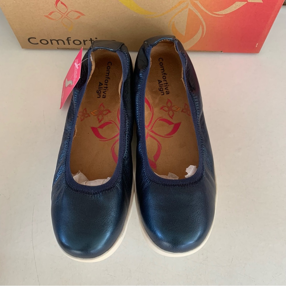 Comfortiva Grace Blue Slip On Leather Loafers  Women’s US 7.5 W Wide Width NEW - Picture 4 of 9